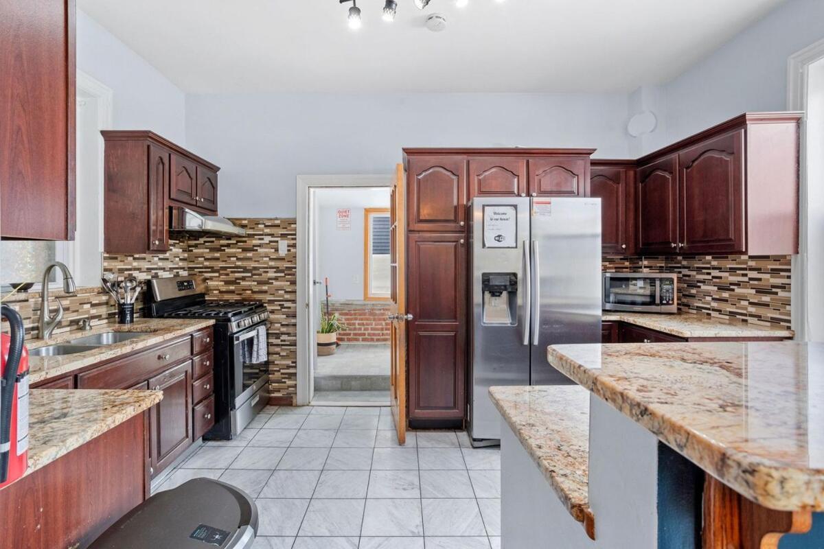 Luxury 8 Bedroom House, Steps To Tropicana, Beach And Boardwalk! Atlantic City Eksteriør billede